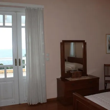 Yrithea Holiday home *