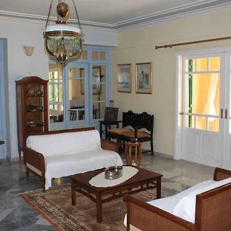 Yrithea Holiday home Korakochori